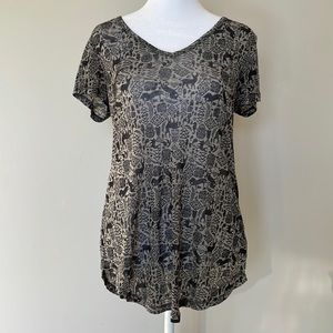 Mudd Patterned Top